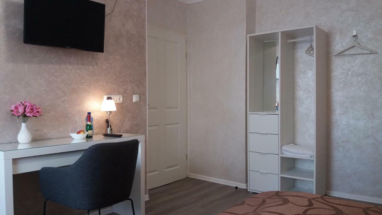 Mueller Residenz Zur S-Bahn Karlsfeld Hotel Buitenkant foto